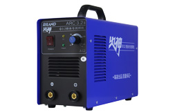 瑞凌电焊机ARC-3.2手提式逆变直流小型全铜家用工业电焊机220V